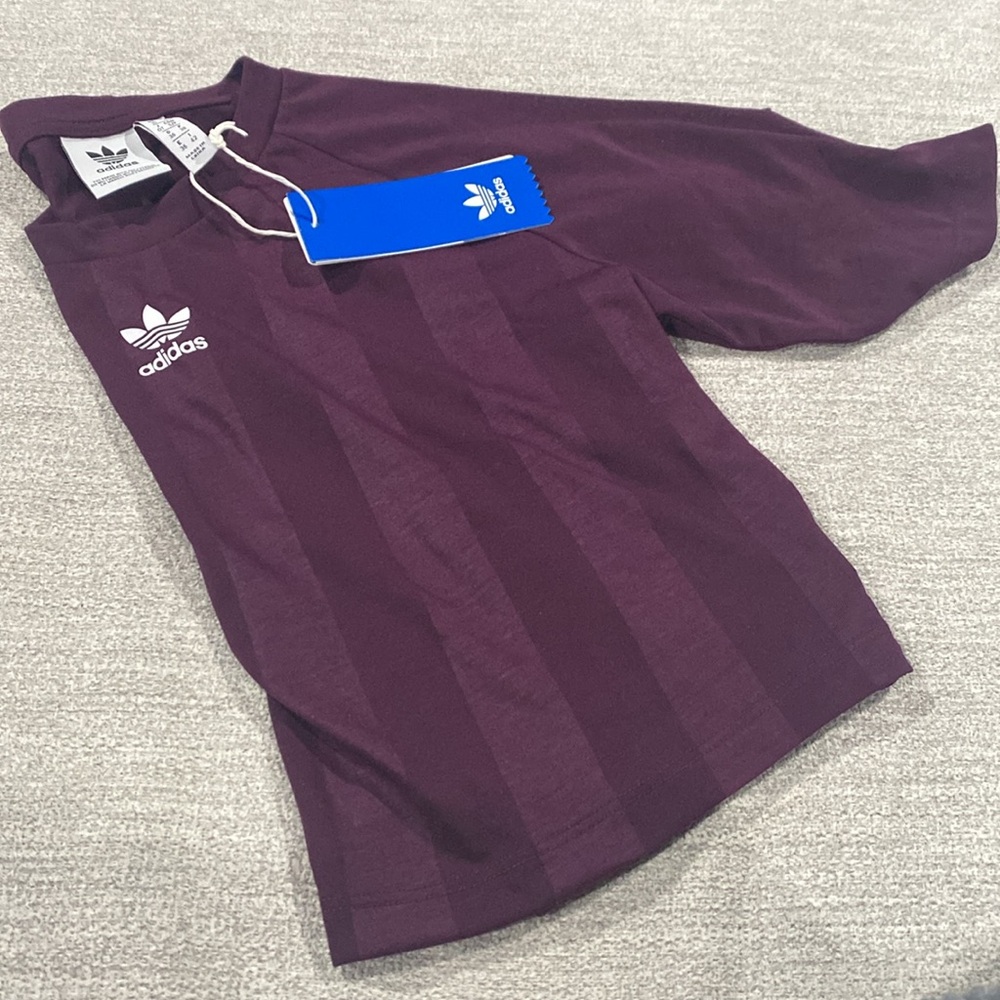 Adidas Tee Crop Top - Picture 2 of 4